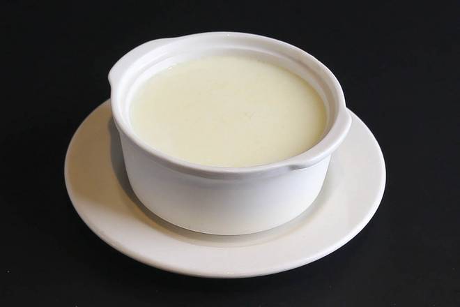 TC7 Stewed Egg White with Milk 香滑炖奶
